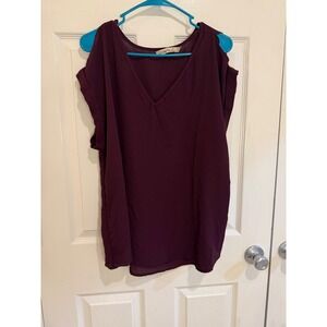 Liberty‎ Love Cold Shoulder Top V-Neck Casual Blouse Flowy Burgundy 1XL
